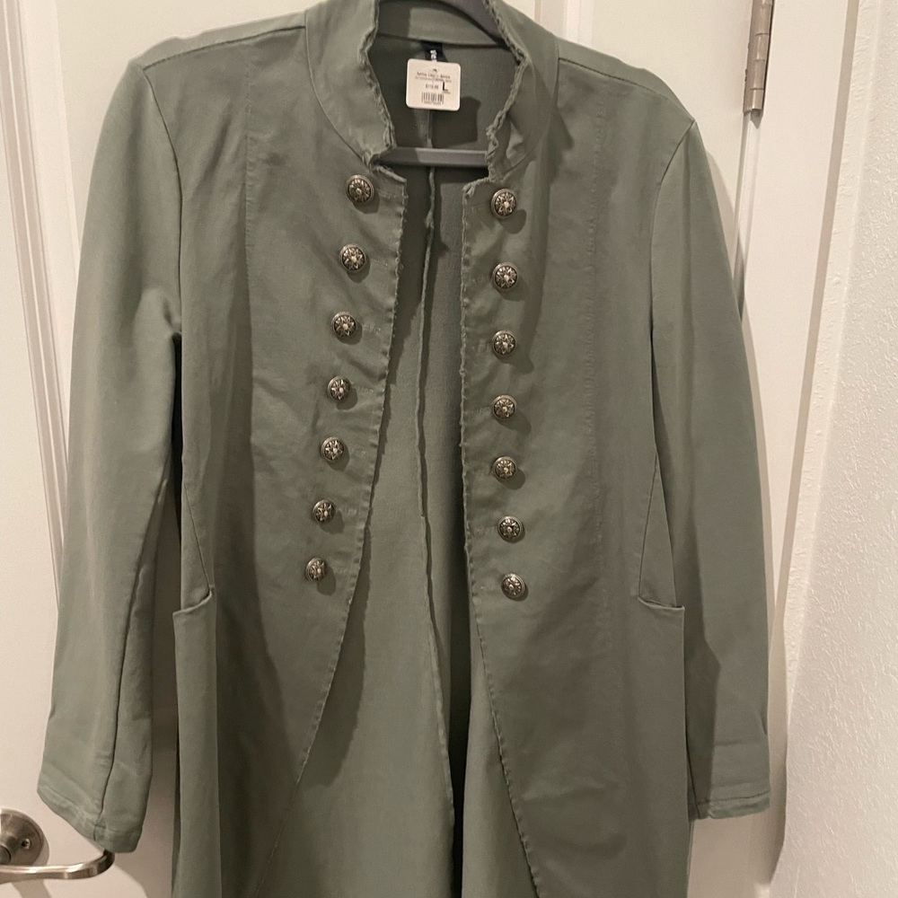 Apricot Lane Green Trench Coat with Vintage Military Flair